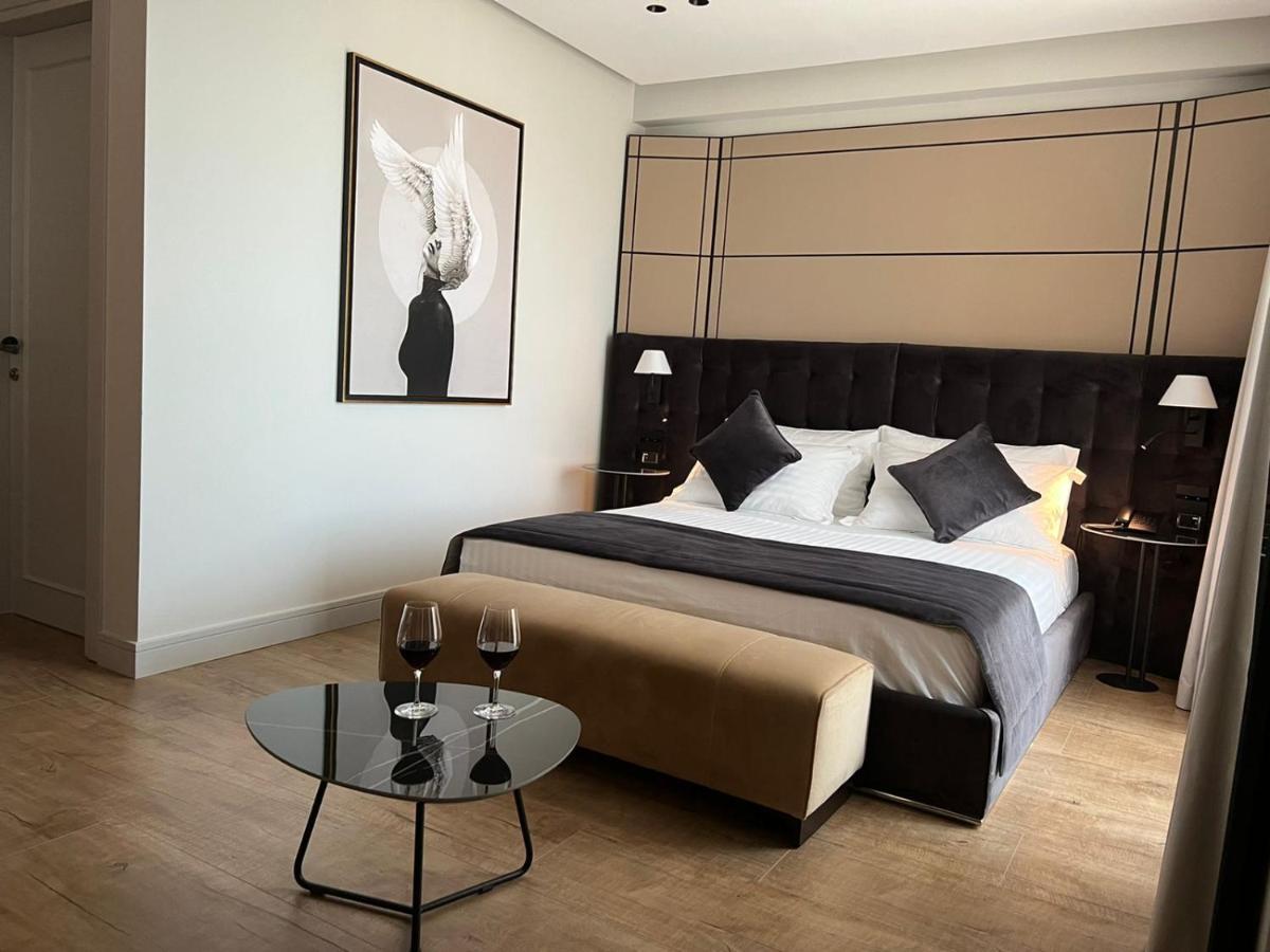 Rozafa Palace Hotel Sarandë Eksteriør billede