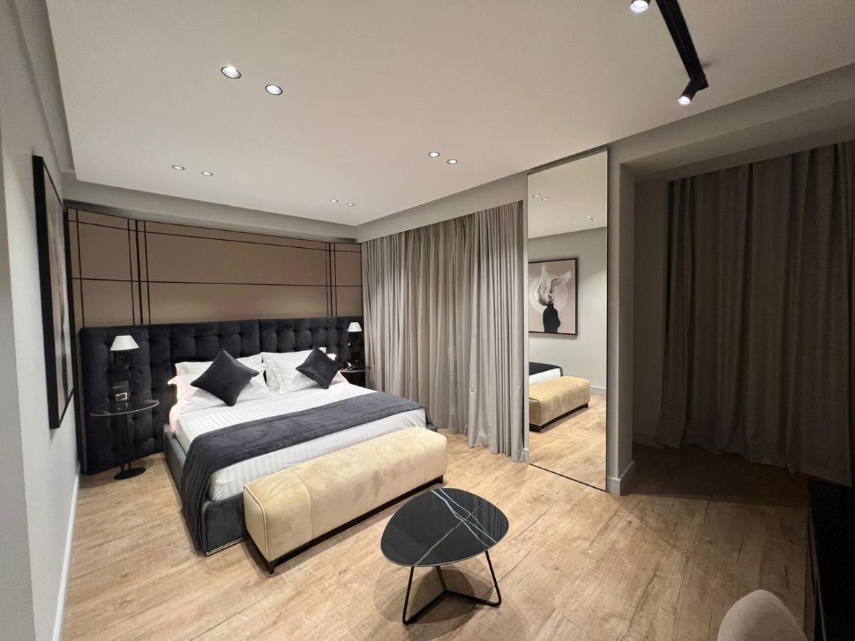 Rozafa Palace Hotel Sarandë Eksteriør billede