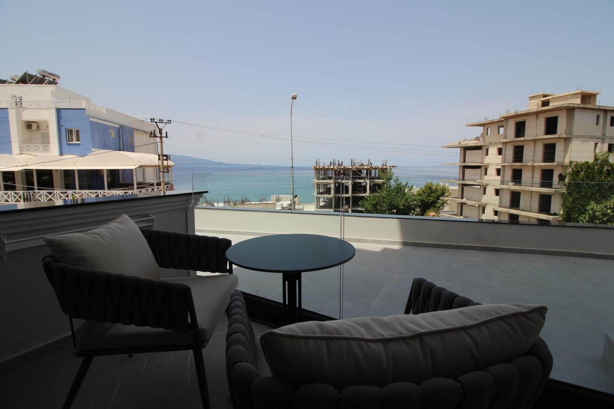 Rozafa Palace Hotel Sarandë Værelse billede
